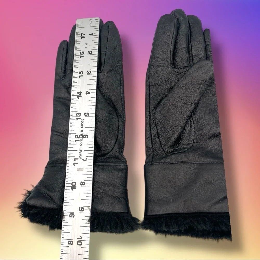 Ann Taylor LOFT Black Leather Faux Fur Lined Gloves Size Small